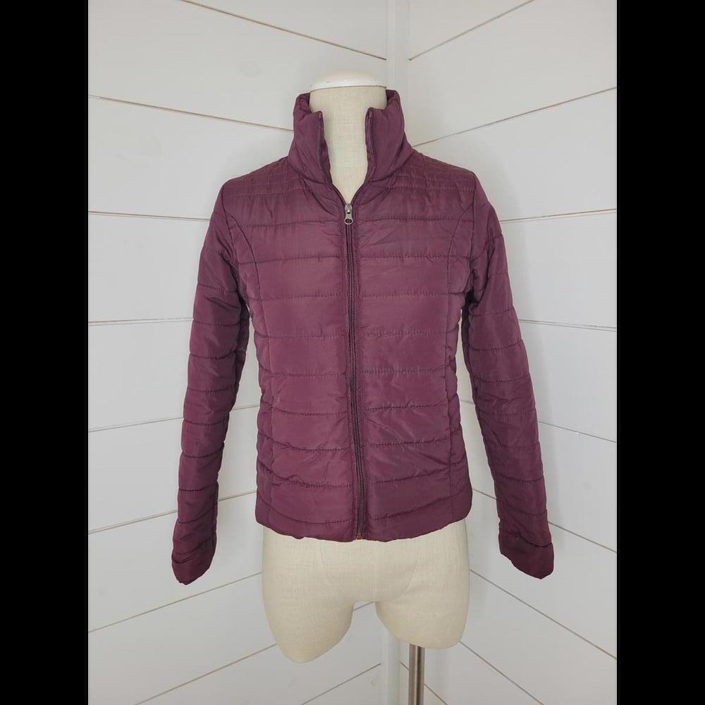 Style Me small petite burgundy purple lightweight puffer jacket